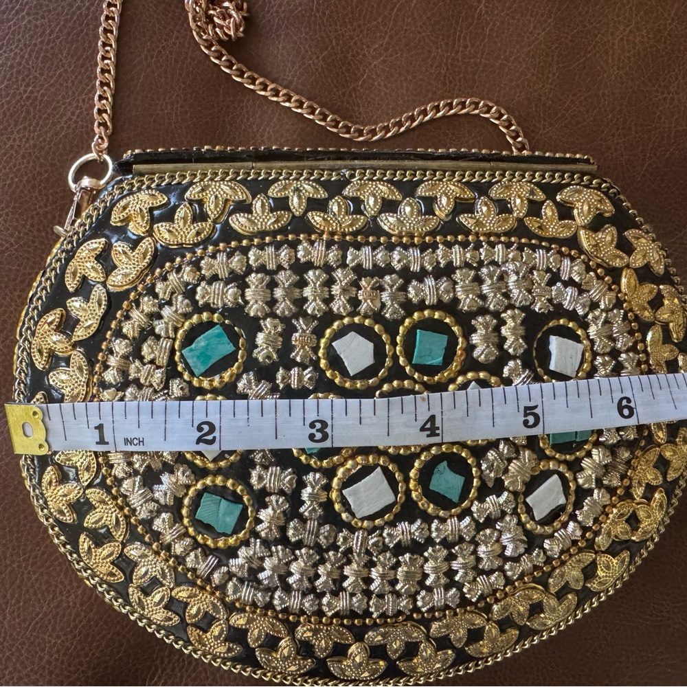 NEW Ramla Handmade Gold Embellished Clutch - Picture 8 of 10
